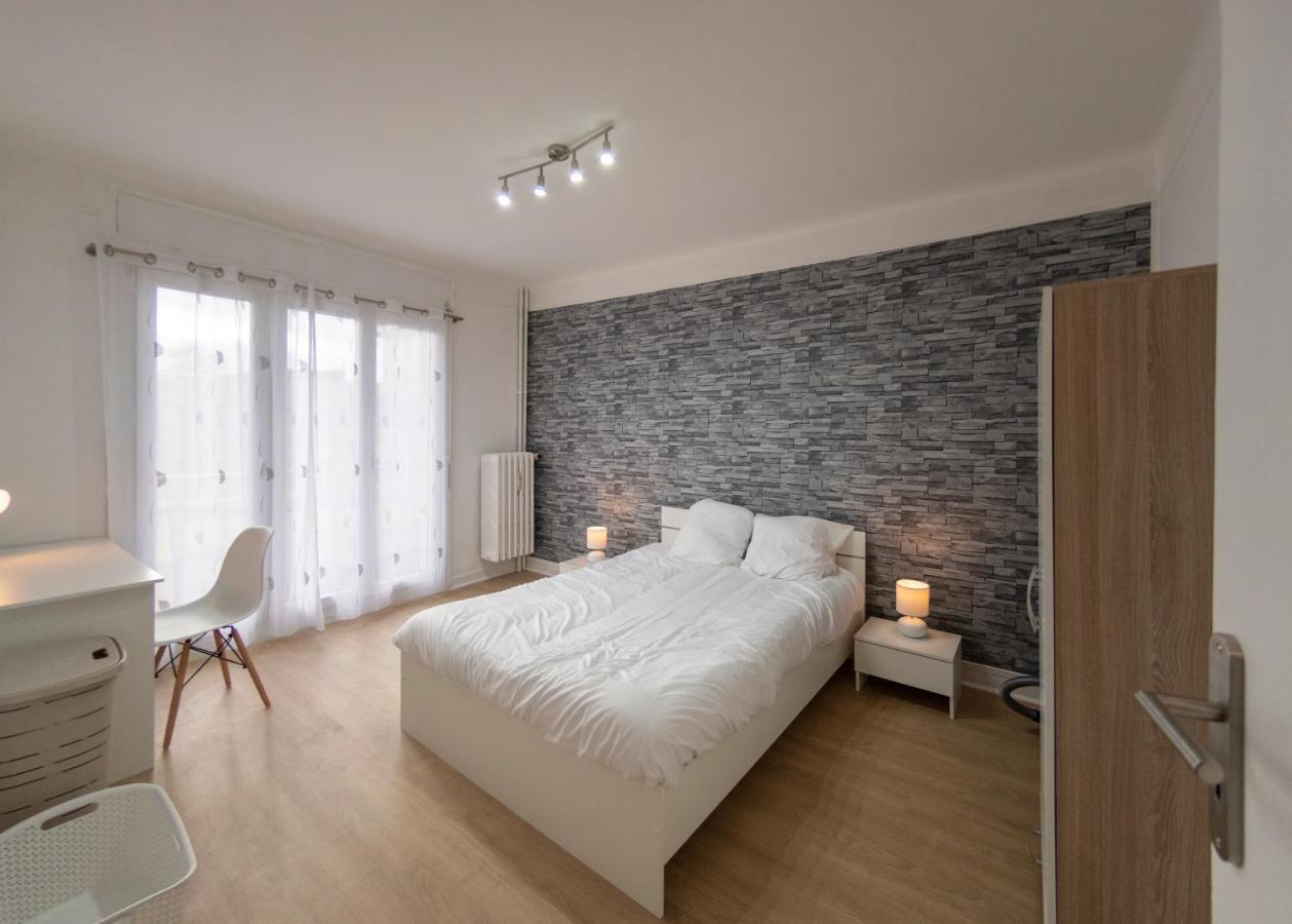 Appart'Hotel De La Gare Montbéliard Екстериор снимка
