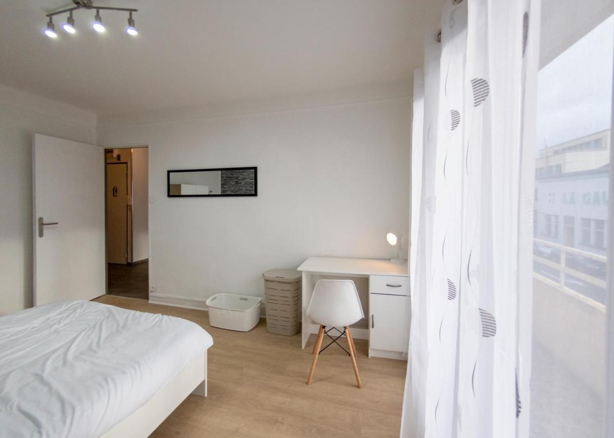 Appart'Hotel De La Gare Montbéliard Екстериор снимка