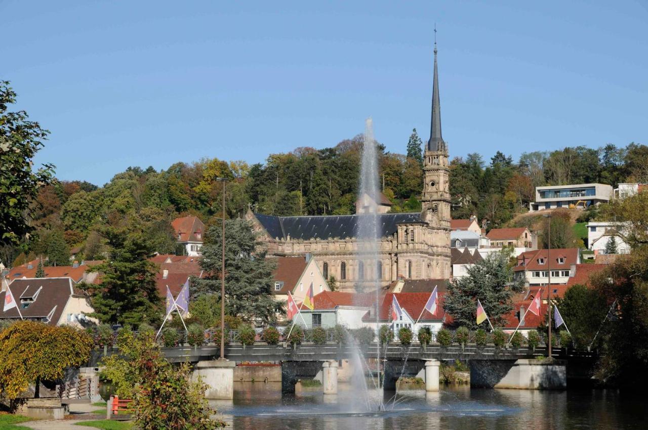 Appart'Hotel De La Gare Montbéliard Екстериор снимка